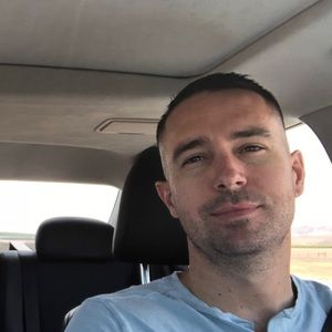 Meet your Posher, Chris